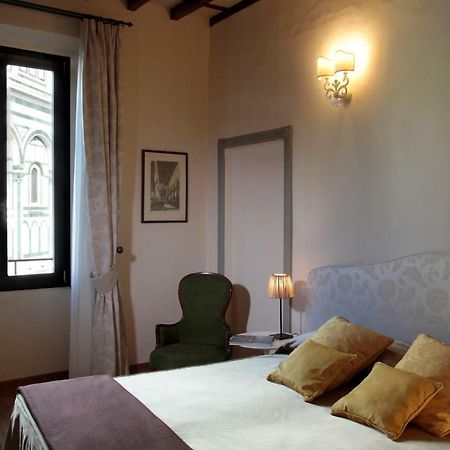 Apartments Cathedral View Florencia Exterior foto